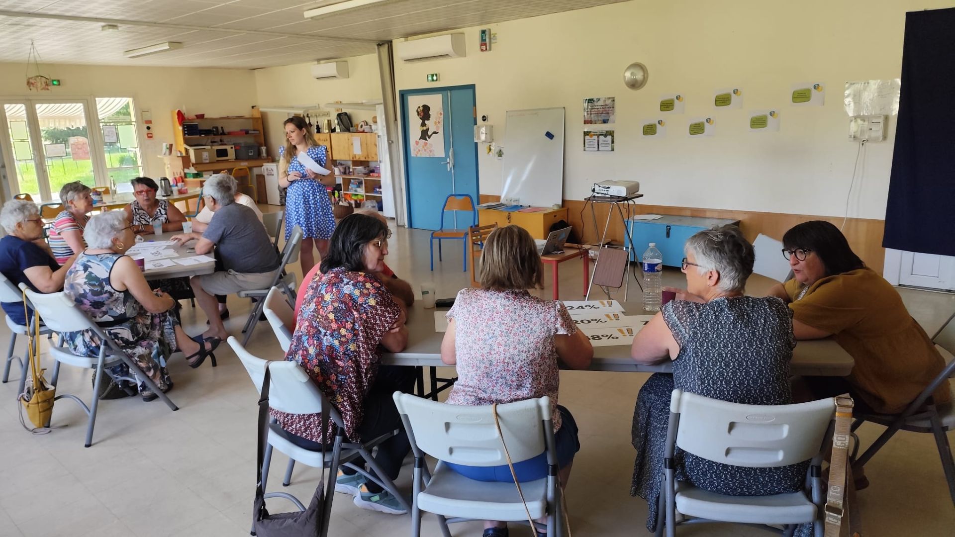 photo réunion publique senior le rionet